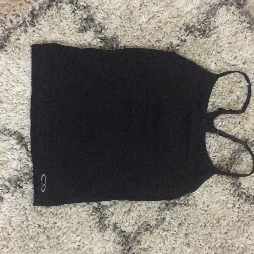 Under amour right fitting workout tank top